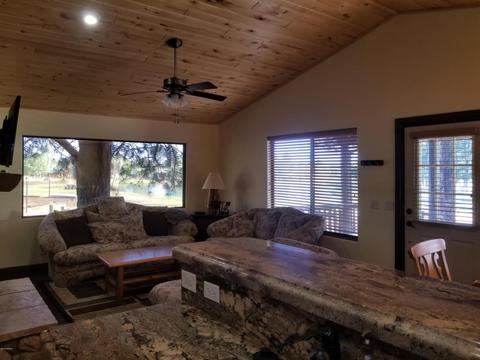 2704 High Pine Loop, Overgaard, AZ 85933 photo 23