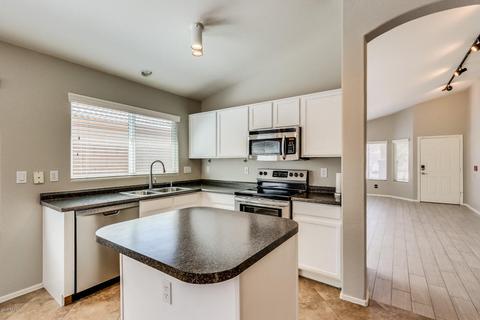 186 W Shannon St, Gilbert, AZ 85233 photo 8