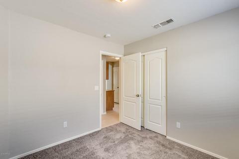 186 W Shannon St, Gilbert, AZ 85233 photo 12