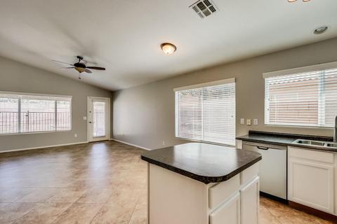 186 W Shannon St, Gilbert, AZ 85233 photo 5
