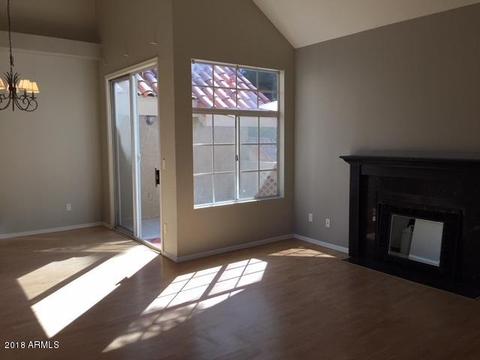 1633 E Lakeside Dr #10, Gilbert, AZ 85234 photo 4