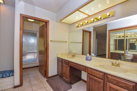 236 E Wood Dr, Phoenix, AZ 85022 photo 19