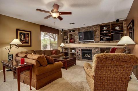 198 E Benrich Ct, Gilbert, AZ 85295 photo 17