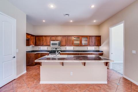 1555 E Kings Ct, Gilbert, AZ 85234 photo 2