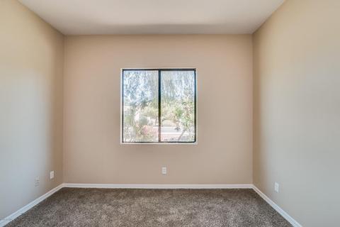 1555 E Kings Ct, Gilbert, AZ 85234 photo 12
