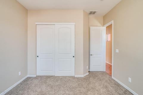 1555 E Kings Ct, Gilbert, AZ 85234 photo 13