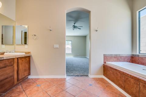 1555 E Kings Ct, Gilbert, AZ 85234 photo 10