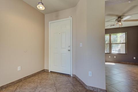 1070 E Appaloosa Rd, Gilbert, AZ 85296 photo 4