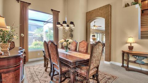 1095 E Oakland Ct, Gilbert, AZ 85295 photo 4