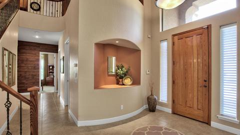 1095 E Oakland Ct, Gilbert, AZ 85295 photo 2
