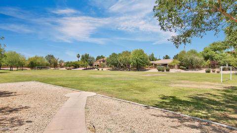 1095 E Oakland Ct, Gilbert, AZ 85295 photo 34