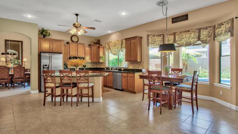 1095 E Oakland Ct, Gilbert, AZ 85295 photo 8