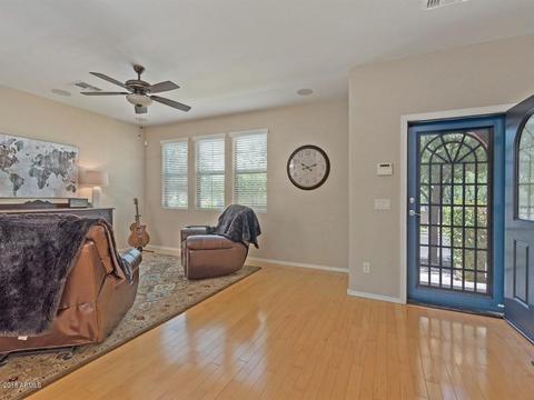 4388 E Renee Dr, Phoenix, AZ 85050 photo 5