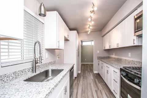 3302 E Holly St, Phoenix, AZ 85008 photo 10