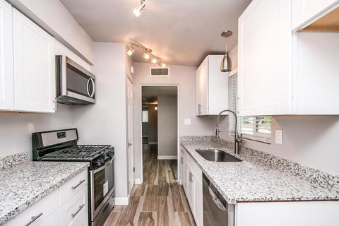 3302 E Holly St, Phoenix, AZ 85008 photo 11