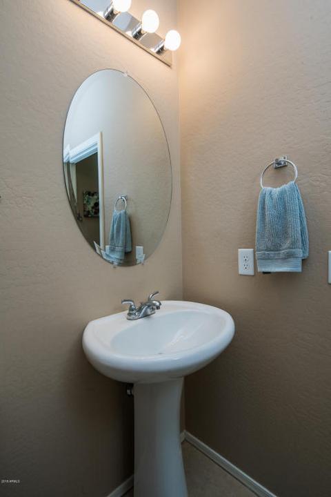 3853 E Amber Ln, Gilbert, AZ 85296 photo 17