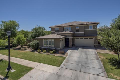 3853 E Amber Ln, Gilbert, AZ 85296 photo 4