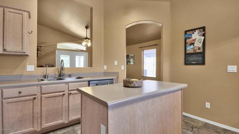 3056 E Millbrae Ln, Gilbert, AZ 85234 photo 12