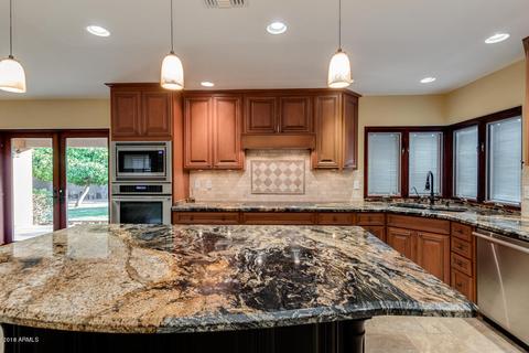 16218 N 9th Pl, Phoenix, AZ 85022 photo 2