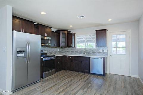 2133 E Greenway Dr, Tempe, AZ 85282 photo 4