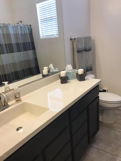 3374 E Penedes Dr, Gilbert, AZ 85298 photo 5
