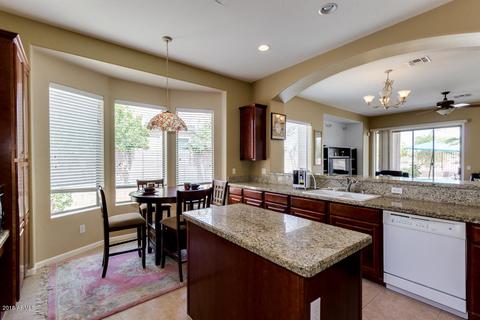 6829 S Pinehurst Dr, Gilbert, AZ 85298 photo 13