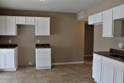 7802 W Weldon Ave, Phoenix, AZ 85033 photo 9