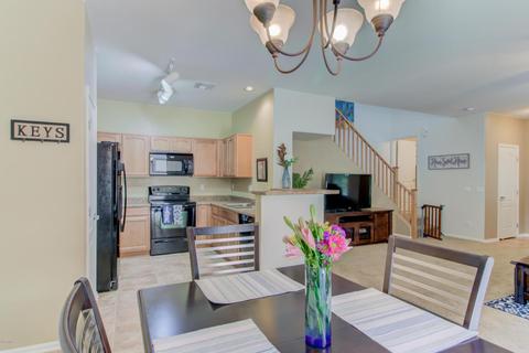 998 S Hawk Ln, Gilbert, AZ 85296 photo 13