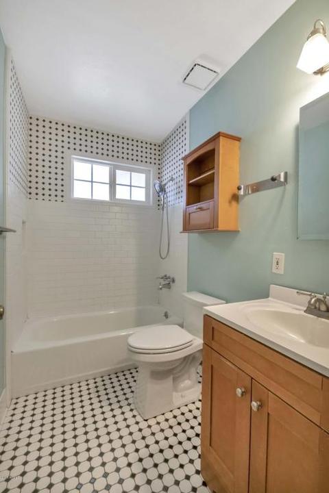 924 E San Juan Ave, Phoenix, AZ 85014 photo 8