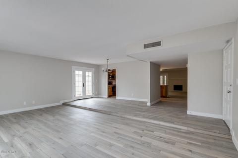 5140 E Tunder Dr, Phoenix, AZ 85044 photo 8