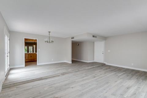 5140 E Tunder Dr, Phoenix, AZ 85044 photo 9