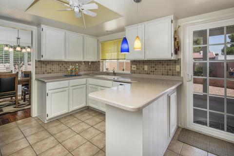 14036 N Burning Tree Pl, Phoenix, AZ 85022 photo 6