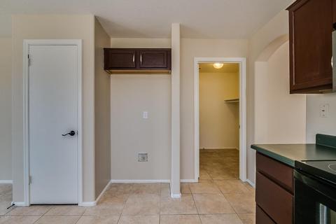 20222 N 33rd Pl, Phoenix, AZ 85050 photo 6