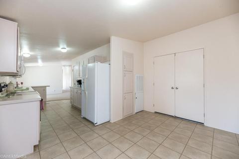 3502 E Sandra Ter, Phoenix, AZ 85032 photo 9