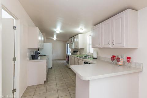 3502 E Sandra Ter, Phoenix, AZ 85032 photo 6