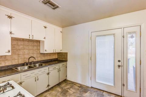 2140 W Mitchell Dr, Phoenix, AZ 85015 photo 6