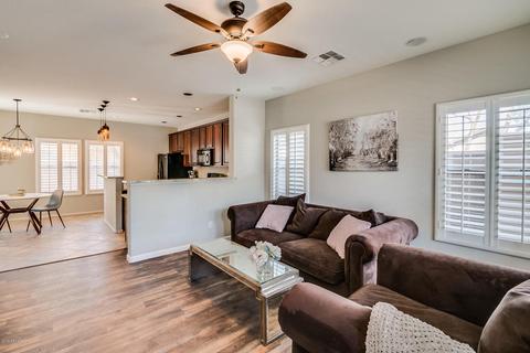 1210 E Hampton Ln, Gilbert, AZ 85295 photo 3
