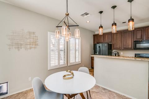 1210 E Hampton Ln, Gilbert, AZ 85295 photo 5