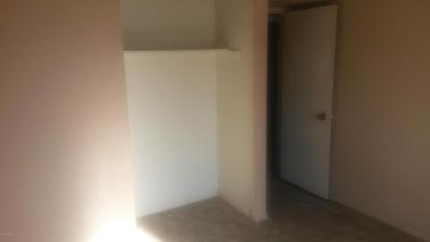 8622 S 5th Dr, Phoenix, AZ 85041 photo 2