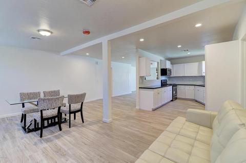 1401 Earll Dr, Phoenix, AZ 85014 photo 7