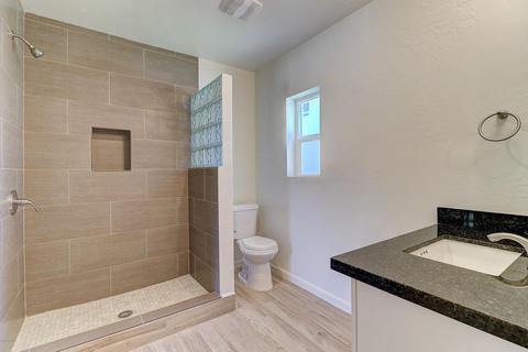 1401 Earll Dr, Phoenix, AZ 85014 photo 12