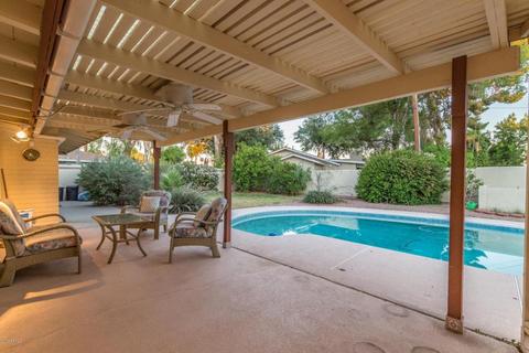 215 W Harmont Dr, Phoenix, AZ 85021 photo 2