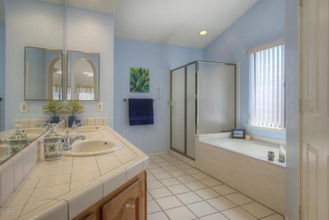 1918 E Ludlow Dr, Phoenix, AZ 85022 photo 9