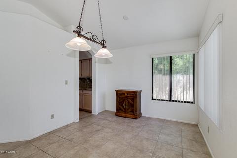 321 E Vaughn Ave, Gilbert, AZ 85234 photo 17