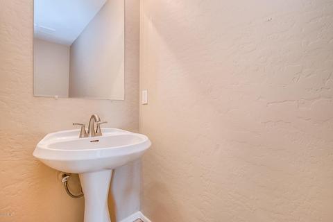 3876 E Latham Way, Gilbert, AZ 85297 photo 8