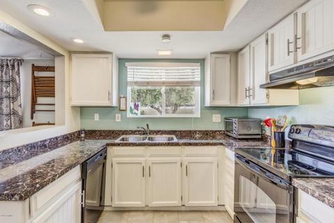 3225 E Hartford Ave, Phoenix, AZ 85032 photo 8