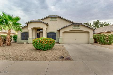 445 S Churchill Dr, Gilbert, AZ 85296 photo 1