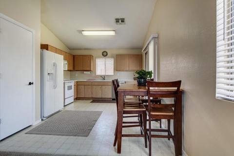 1108 W 2nd Ave, Apache Junction, AZ 85120 photo 2