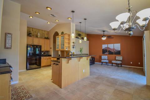 6234 E Camelot Dr, Mesa, AZ 85215 photo 2