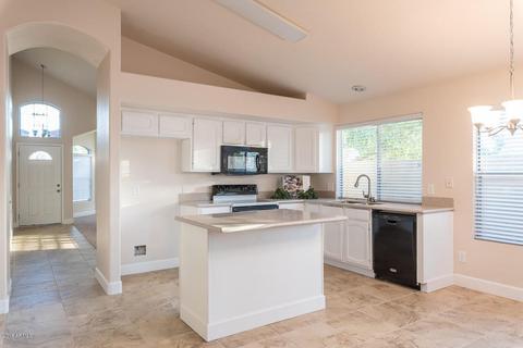930 W Sun Coast Dr, Gilbert, AZ 85233 photo 3